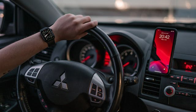 /apple-15-ioss-new-vehicle-safety-features feature image