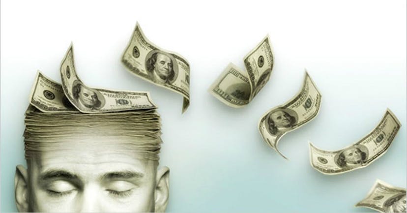 /how-to-manage-your-cashflow-after-a-pay-cut-and-reduced-income-8m7m327e feature image