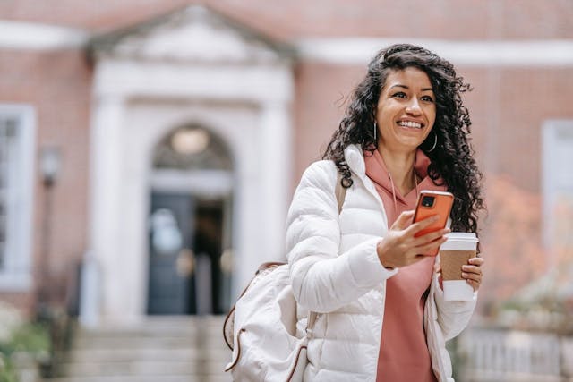 /5-easy-ways-to-collect-customer-mobile-numbers feature image