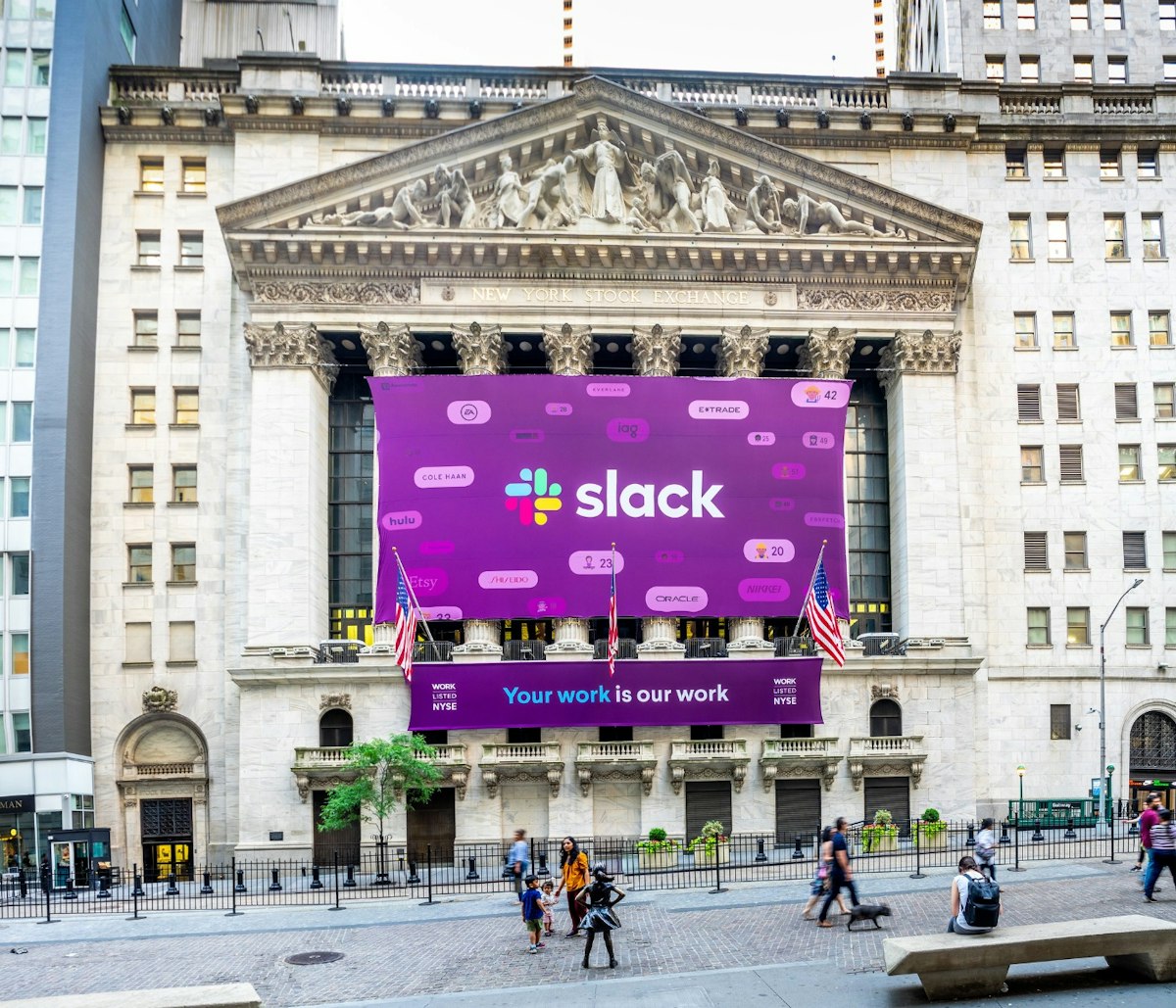 featured image - How Slack Turned Failure Into Fortune