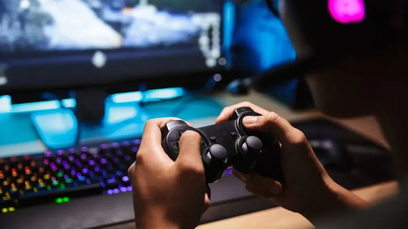 /gaming-on-the-blockchain-amidst-the-bear-market feature image
