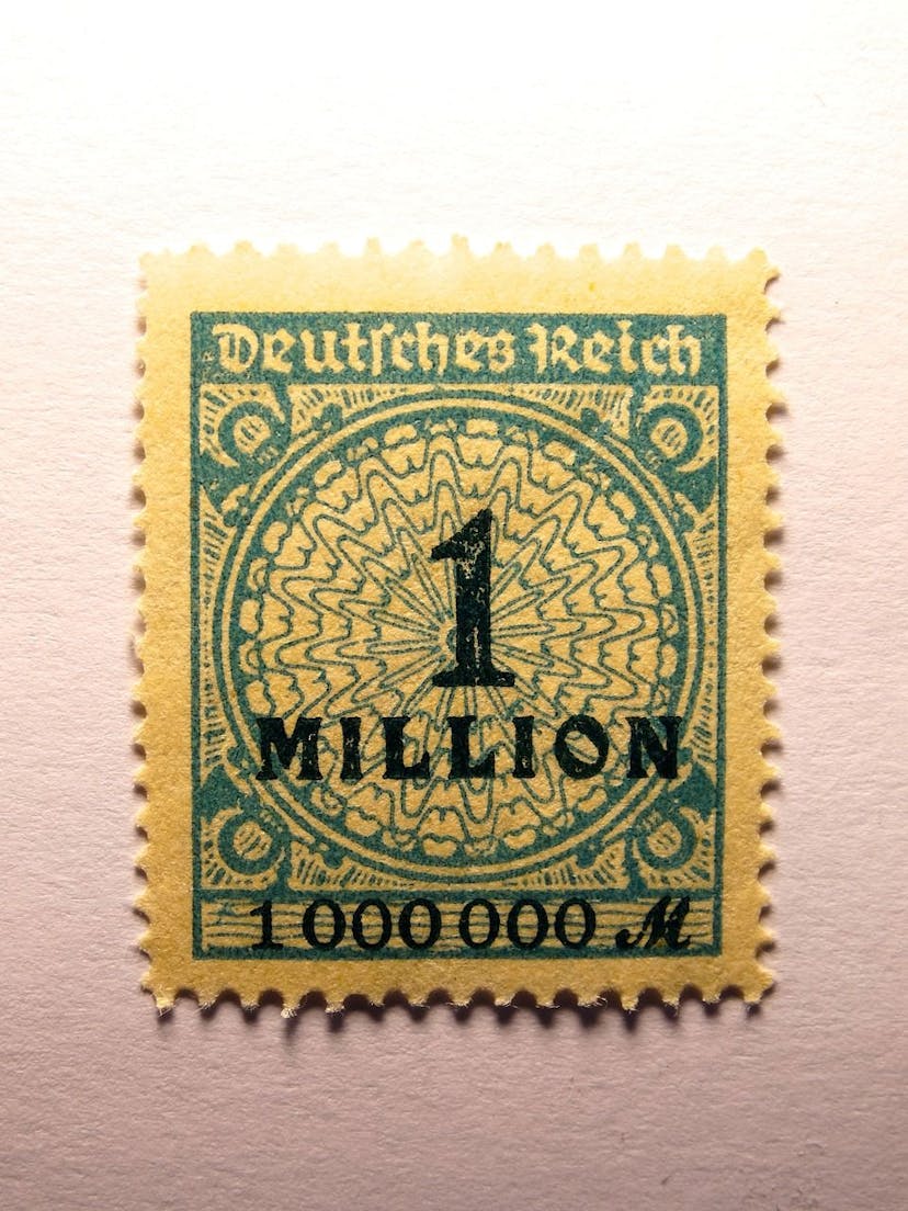 /characterisation-of-hyperinflation-in-the-weimar-republic-1922-to-1923 feature image