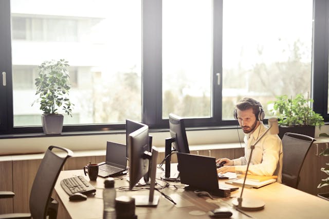 /reimagining-rev-ops-with-gen-ai-customer-success feature image