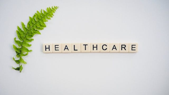 /why-fhir-capabilities-of-healthcare-data-platform-is-critical-to-quality-and-cost-of-care-delivery feature image