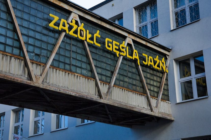 /researchers-challenge-ai-to-tackle-the-toughest-parts-of-language-processing feature image