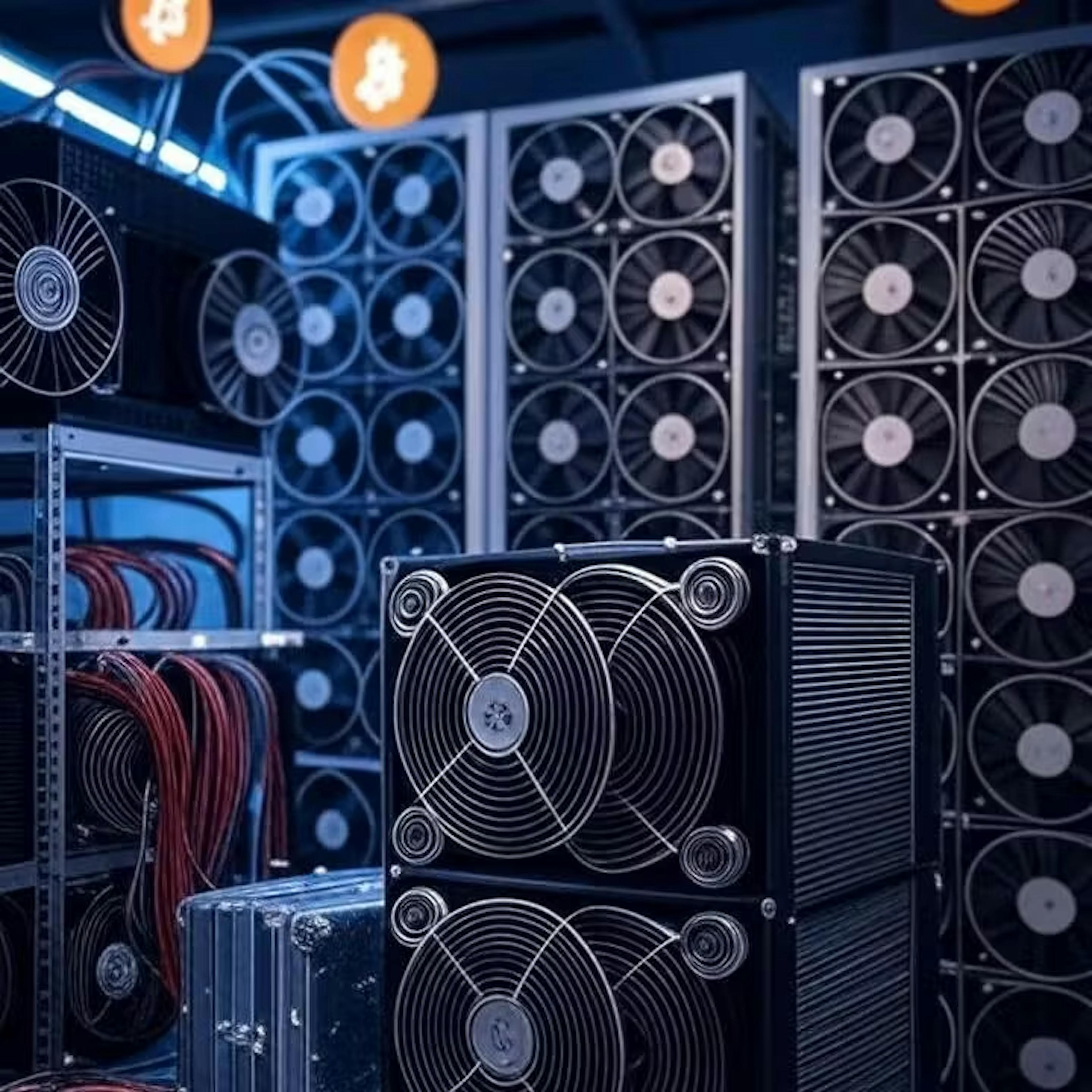 2025 ASIC Miner Buyer’s Guide: Specs, Costs, and What Really Pays Off