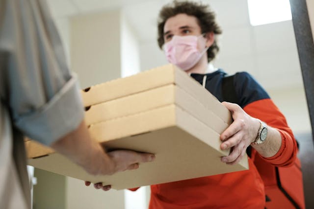 /telco-professional-and-charity-food-delivery-rider-a-chat-about-trying-to-raise-100-k-in-60-days-698123xtj feature image