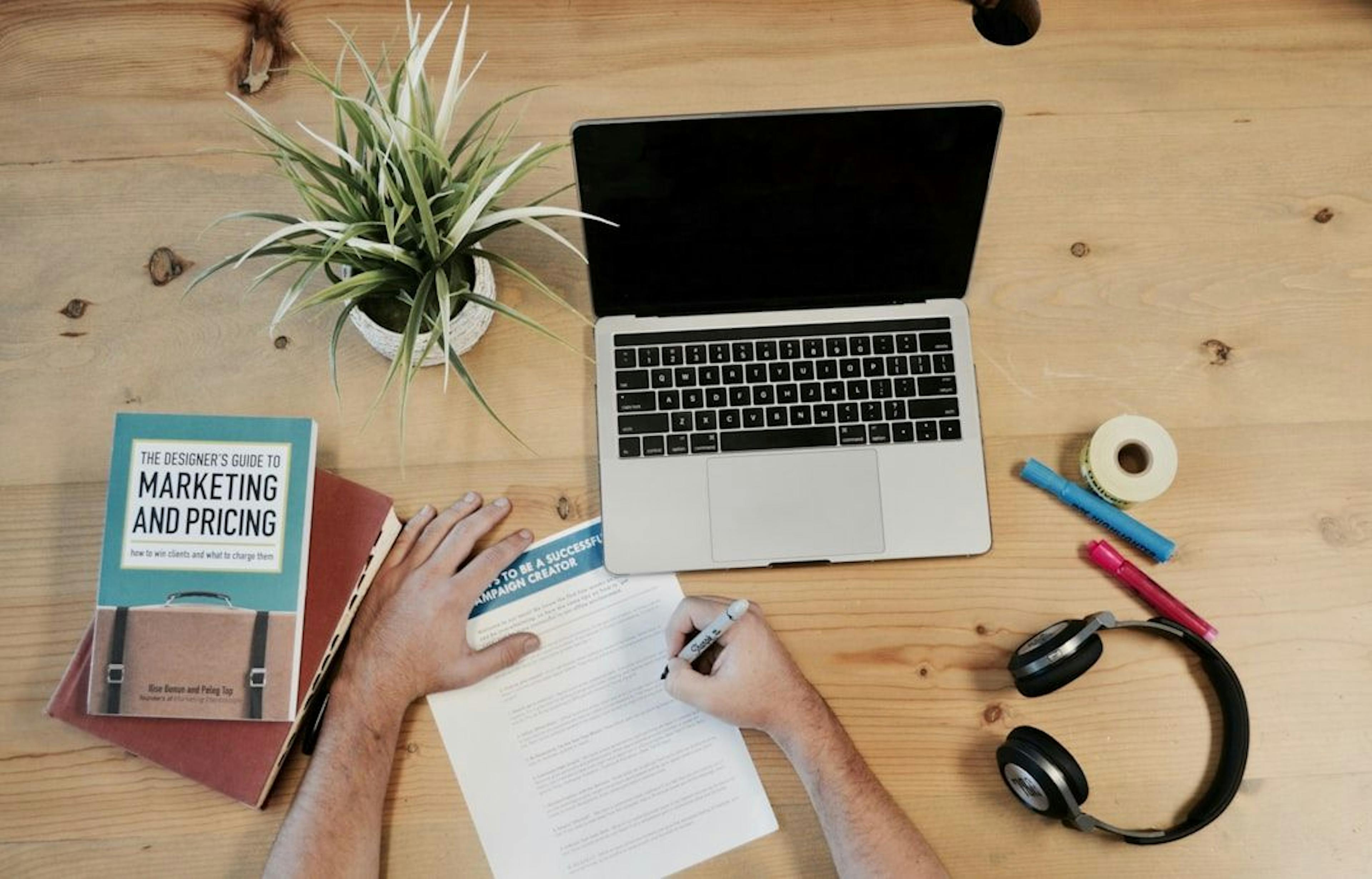 featured image - The Smarter Way to Get Marketing Leadership—No Babysitting, No Big Bills
