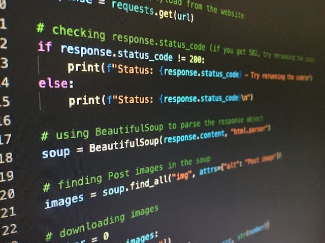 /solid-principles-in-practice-with-python-and-uml-examples-in-2025 feature image