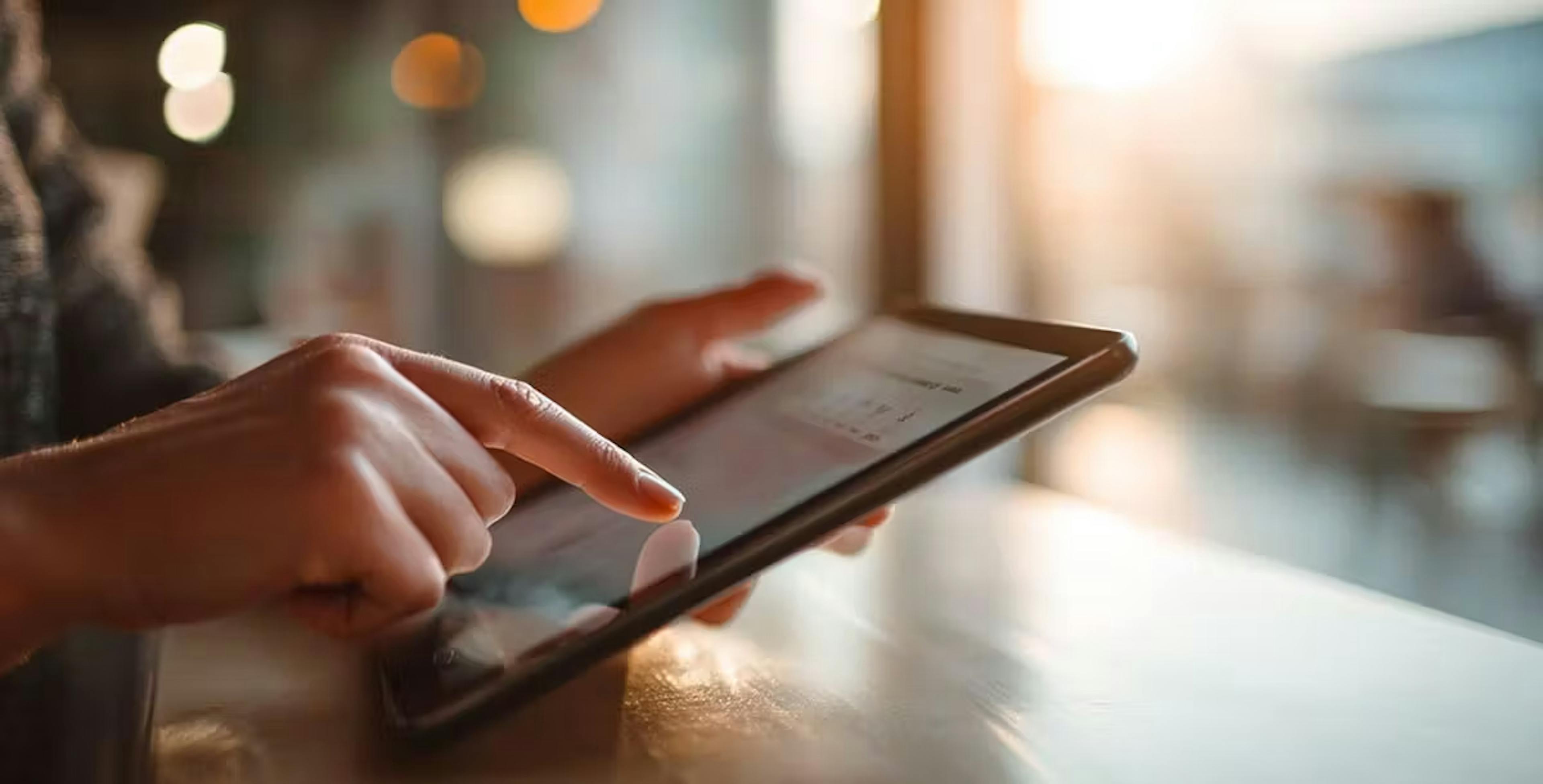 /how-to-cut-payment-fees-in-half-when-selling-digital-goods-online feature image
