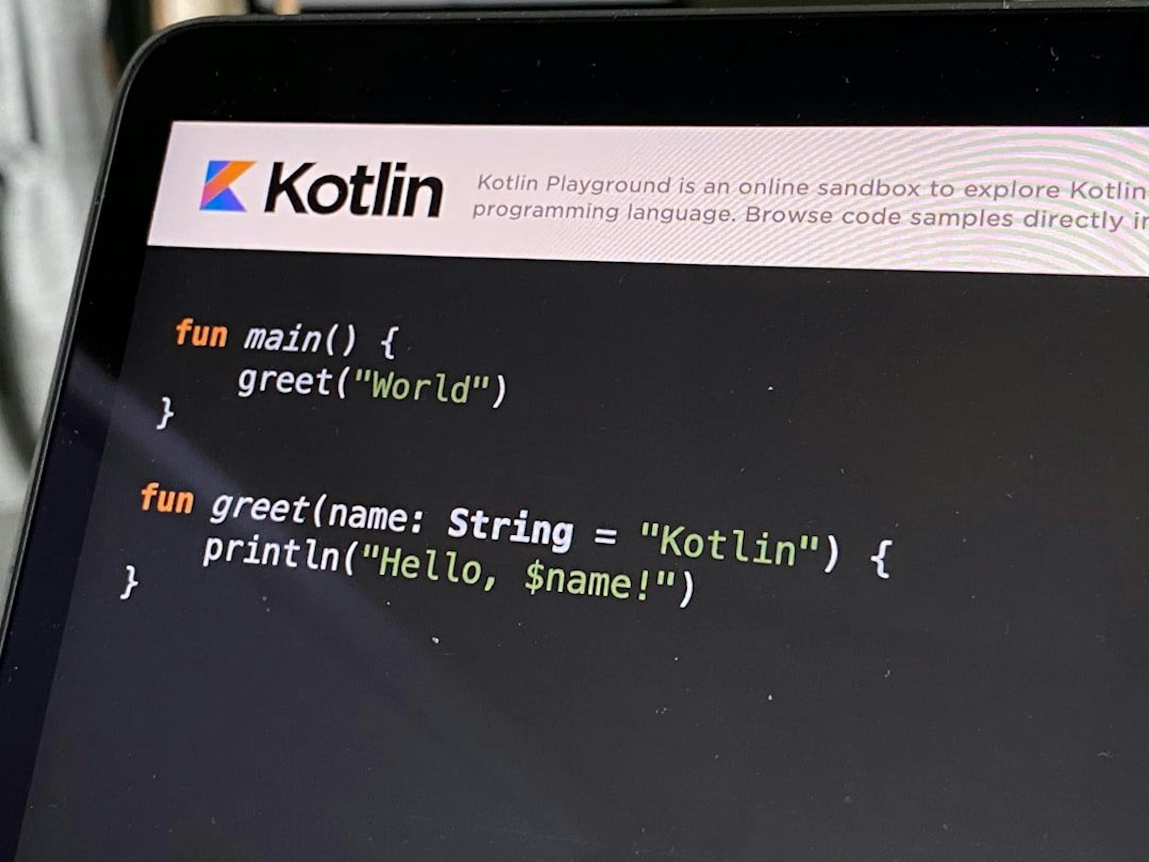 featured image - Implementation of the Strategy Pattern in Kotlin and Spring