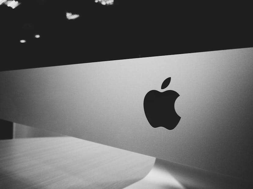 /apple-launches-14-inch-macbook-pro-with-m5-chip feature image