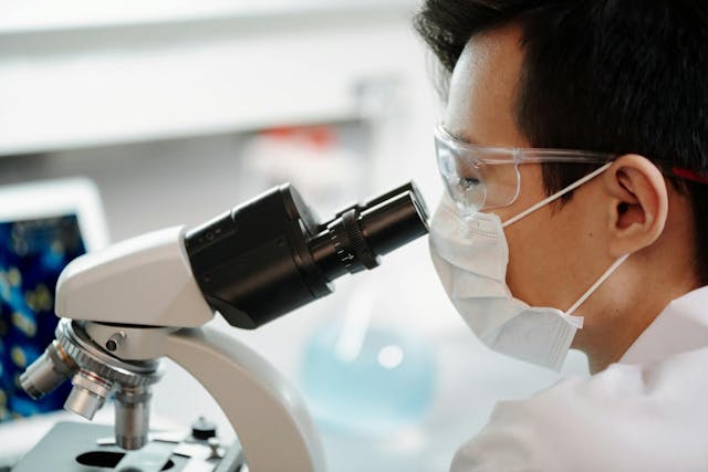 /can-gpt-4-outdo-scientists-testing-ais-skills-at-writing-reader-friendly-science-summaries feature image