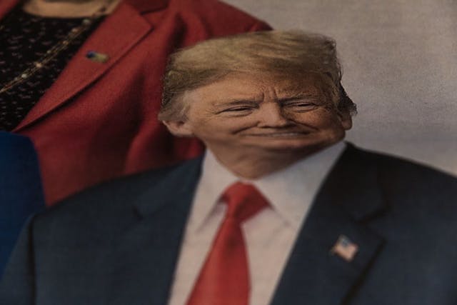 /donald-trump-executes-the-ultimate-crypto-rug-pull feature image