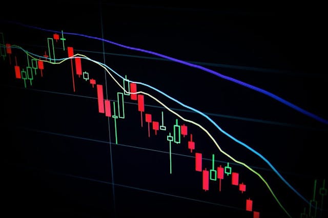 /the-smart-new-tools-powering-the-crypto-trading-boom feature image