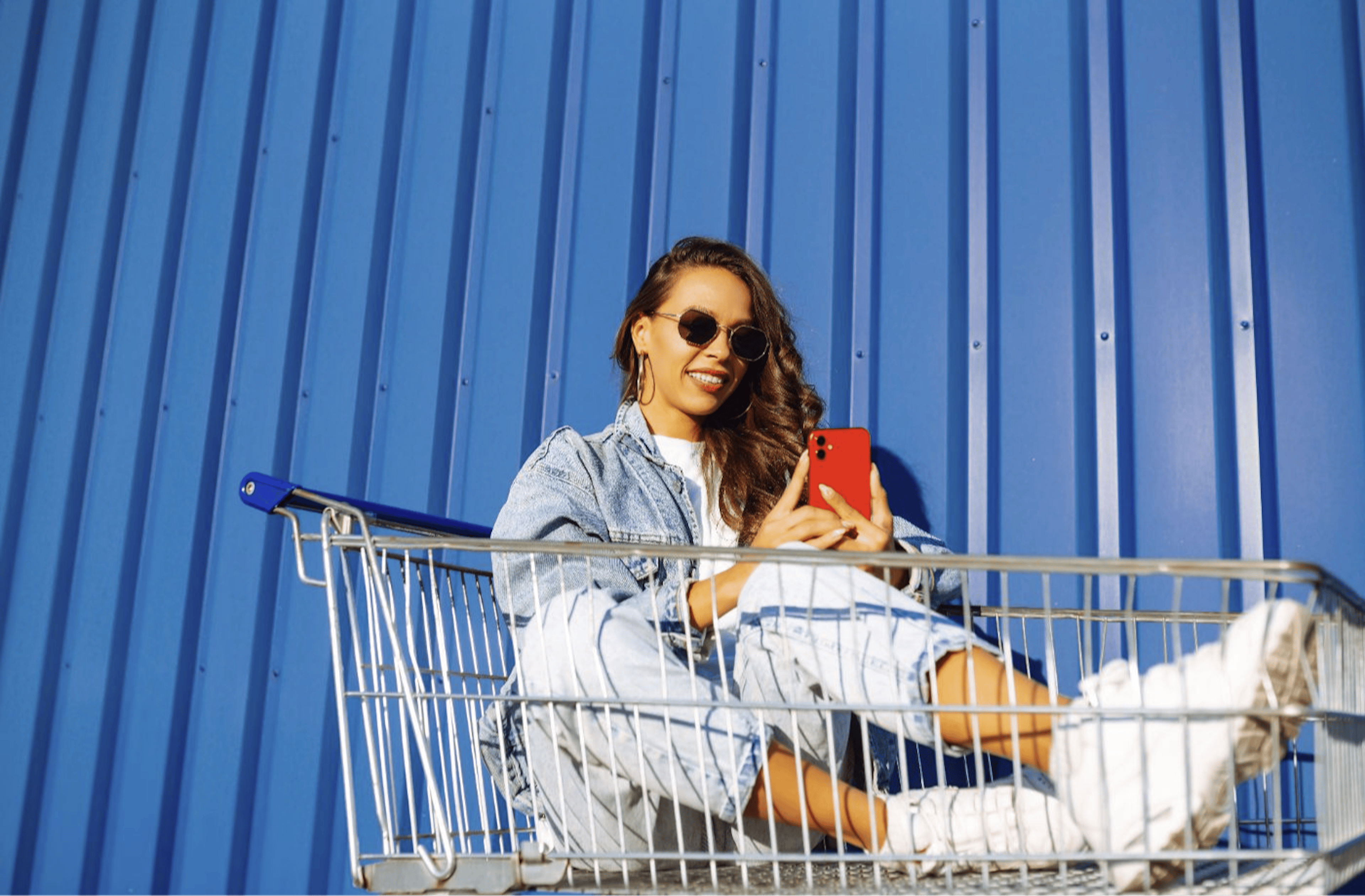 featured image - Ways for Influencers to Maximize Summer Sales