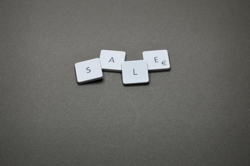 /fixing-your-b2b-sales-funnel-to-generate-leads feature image