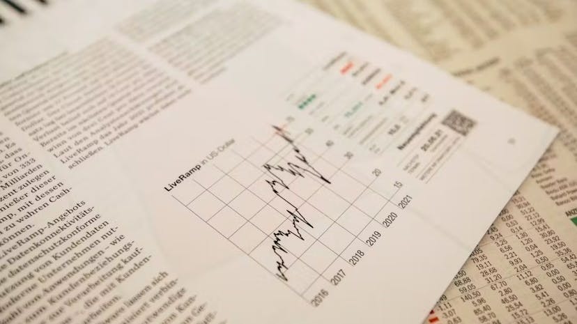 /what-the-data-says-about-ais-impact-in-the-workplace feature image