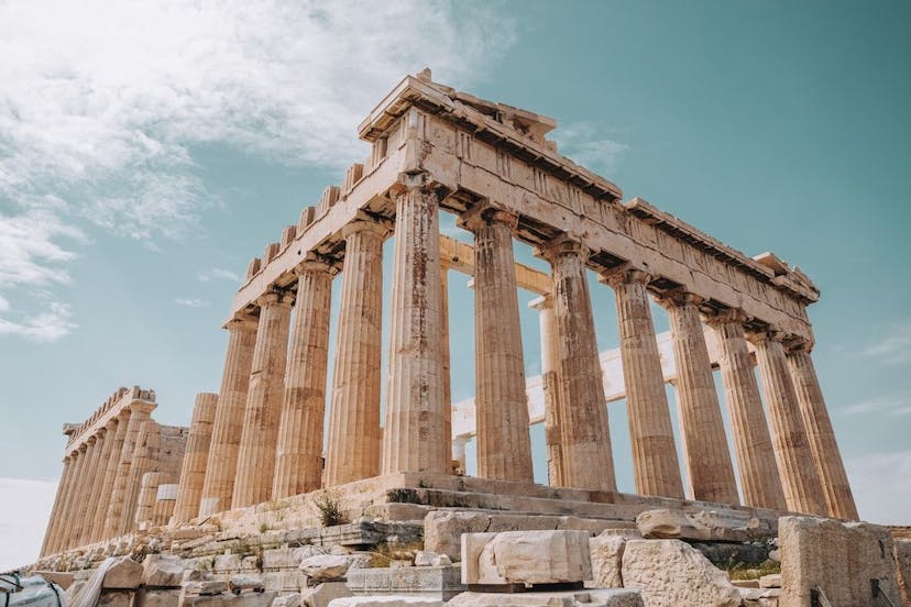 /the-hydraulic-telegraph-the-first-data-network-all-the-way-from-ancient-greece feature image