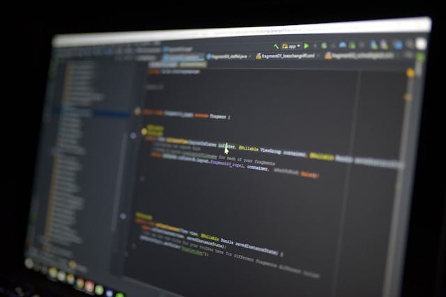 /cassandras-co-creator-is-betting-on-a-java-based-ai-assistant feature image
