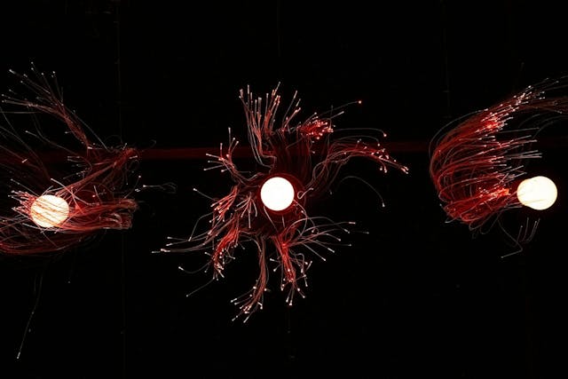 /bidirectional-microwave-optical-transduction-based-on-integration-introduction feature image