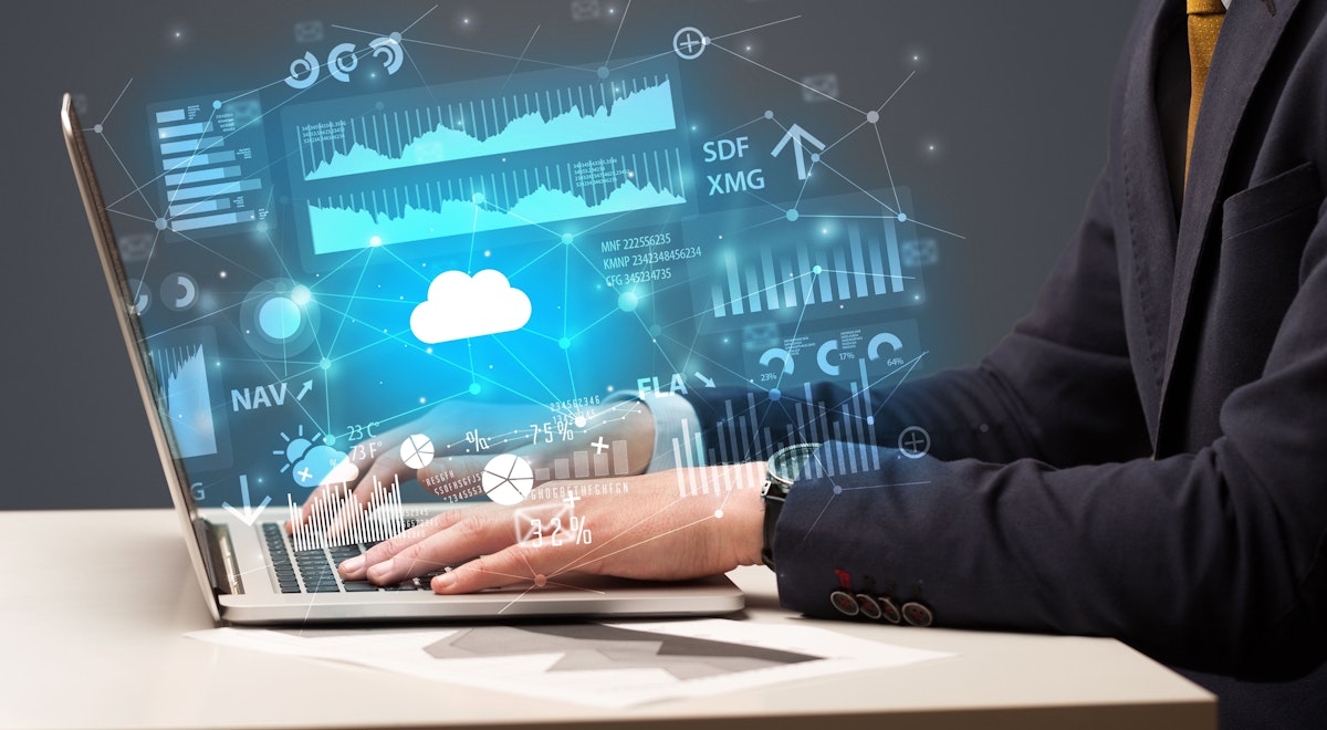 featured image - Why Small Businesses Should Move to Cloud Accounting