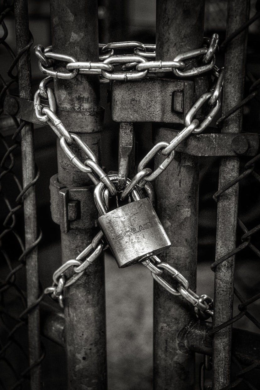 /security-best-practices-for-nodejs-apps-to1k313u feature image