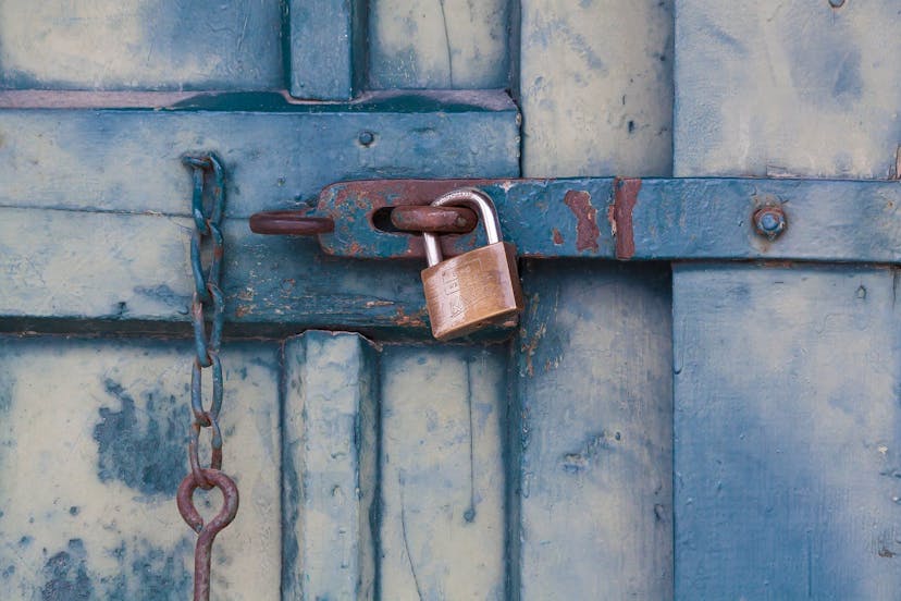 /solid-benefits-of-authentication-without-passwords-passwordless-identity-platforms-simply-explained-x11033xx feature image