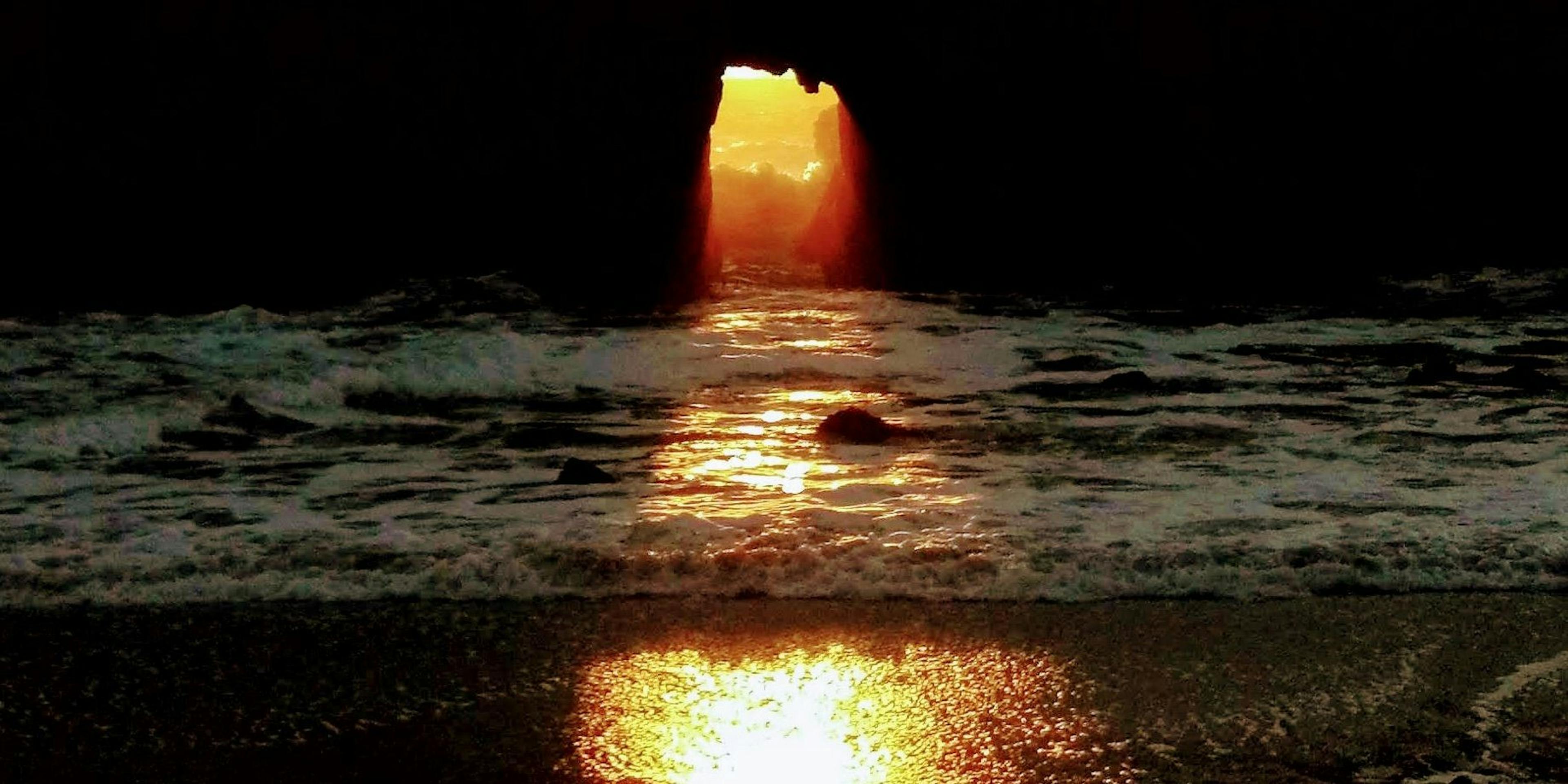 featured image - The Decentralized Internet and Redistribution of Power