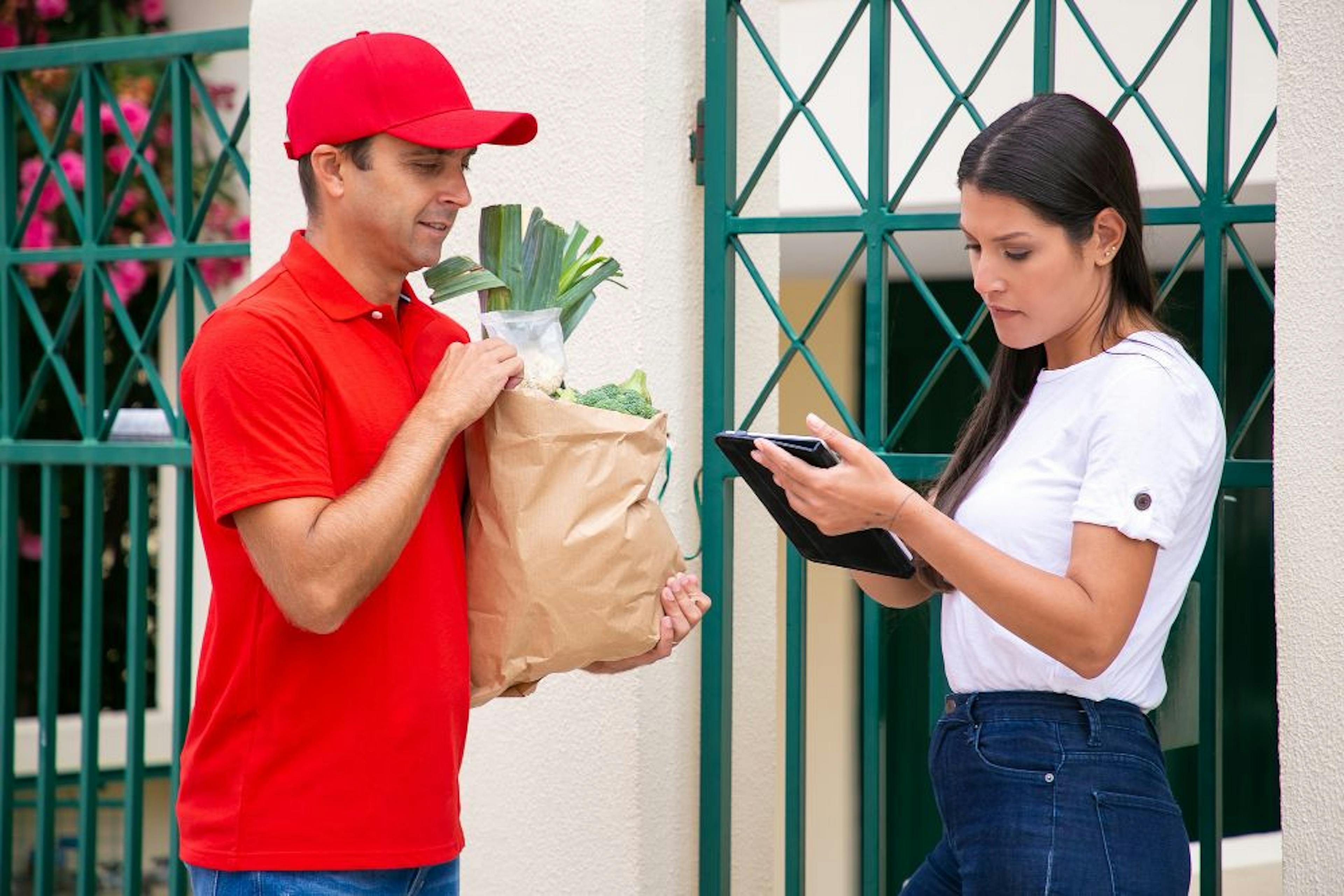 Top Software To Build an Online Grocery Platform in 2023