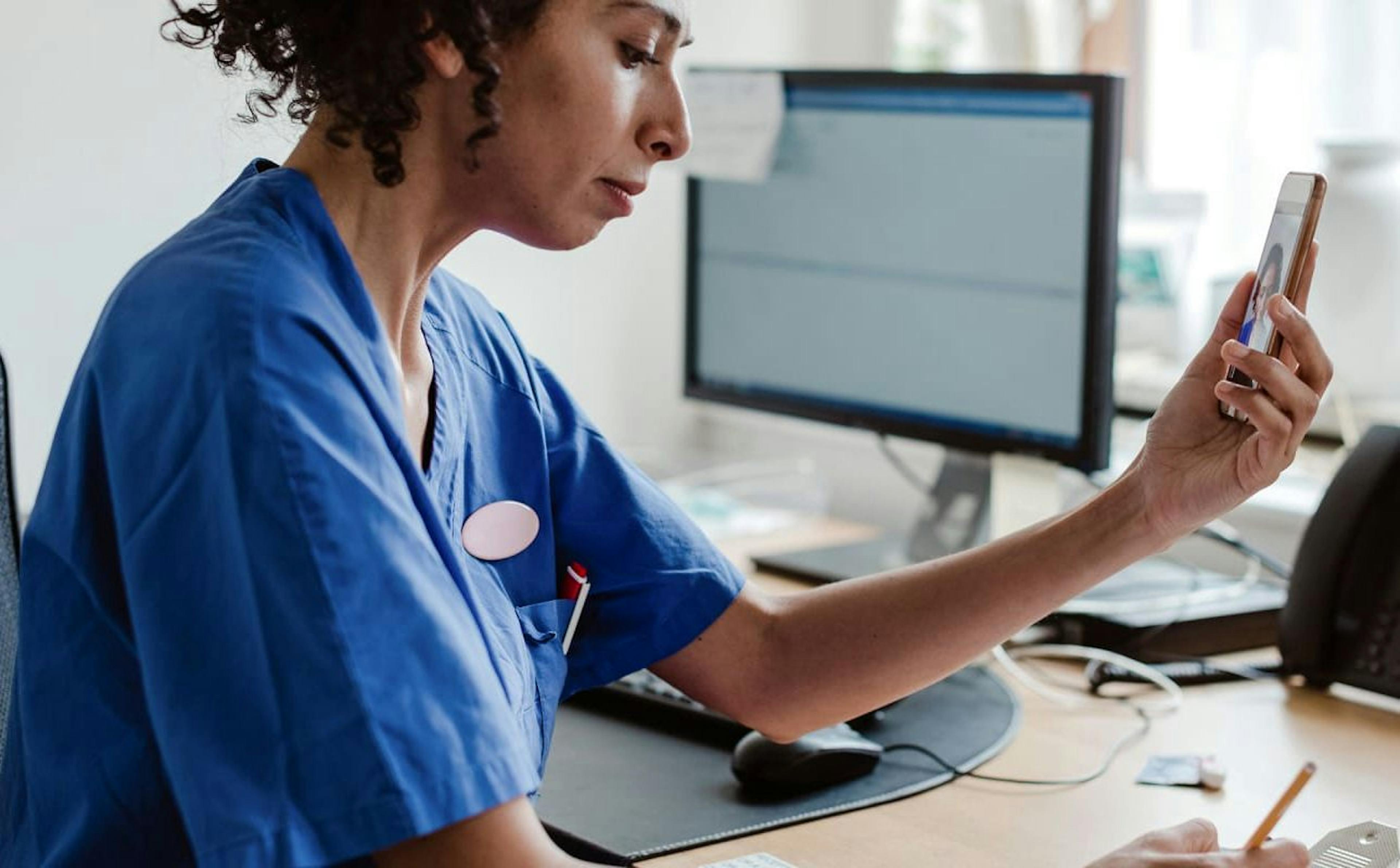 featured image - Domixity Reaches 99.99% Stability on Android App with Bugsnag