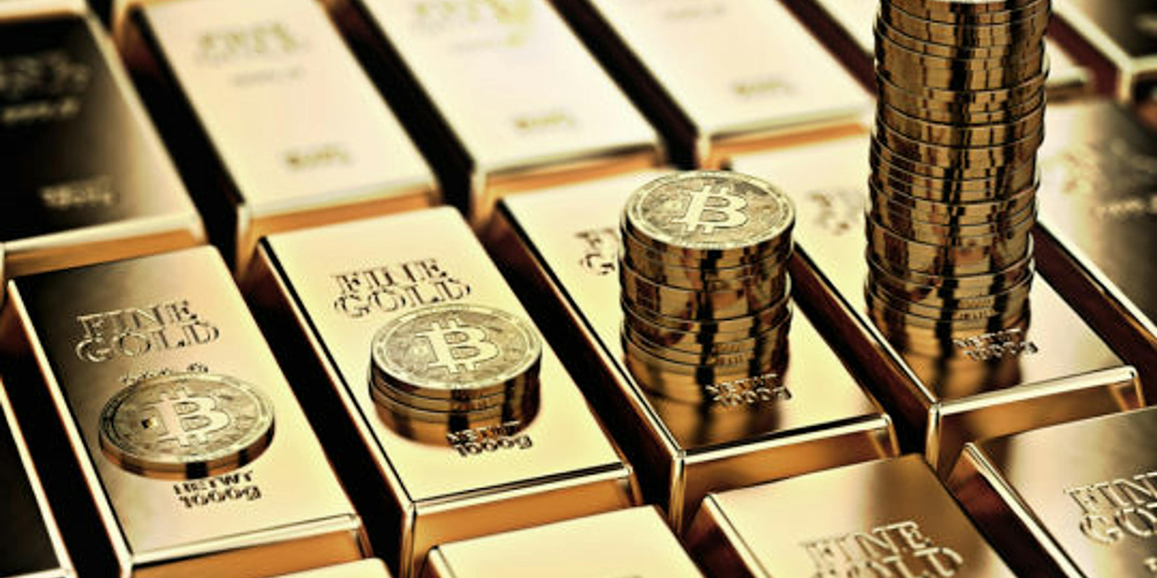 featured image - An Old Statistical Trick Might Help Better Explain the Apparent Correlation Between Bitcoin and Gold