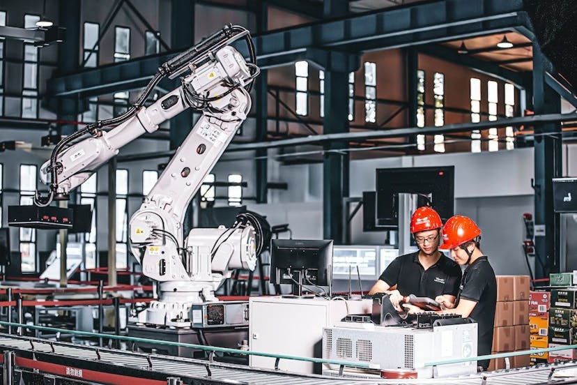 /5-manufacturing-problems-solved-by-automation feature image
