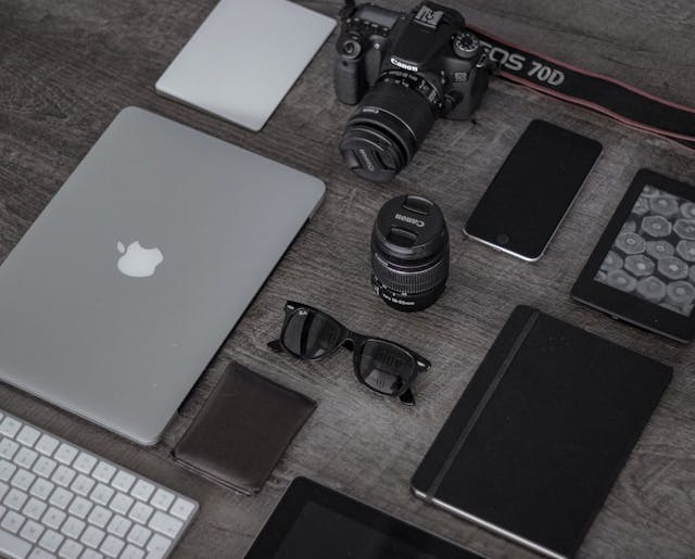 /what-tech-gadgets-need-insurance-the-most feature image