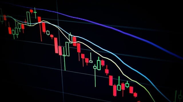 /crypto-market-vs-stock-market-exploring-an-interesting-relationship feature image