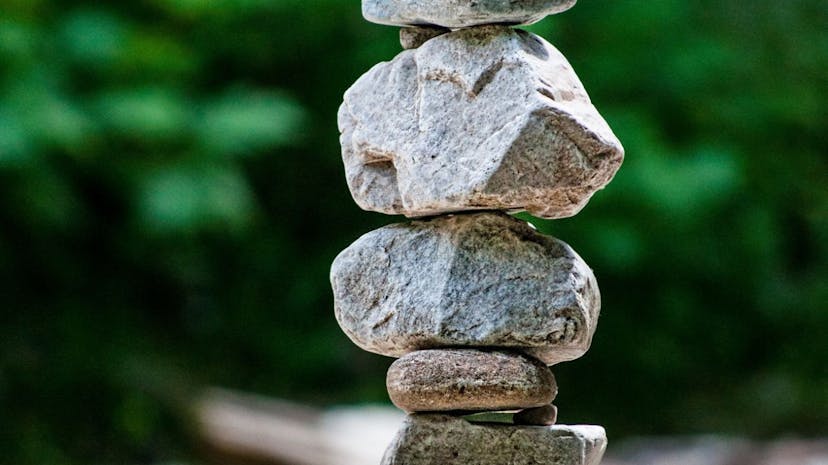 /aws-elastic-load-balancing-optimizing-performance-and-availability feature image