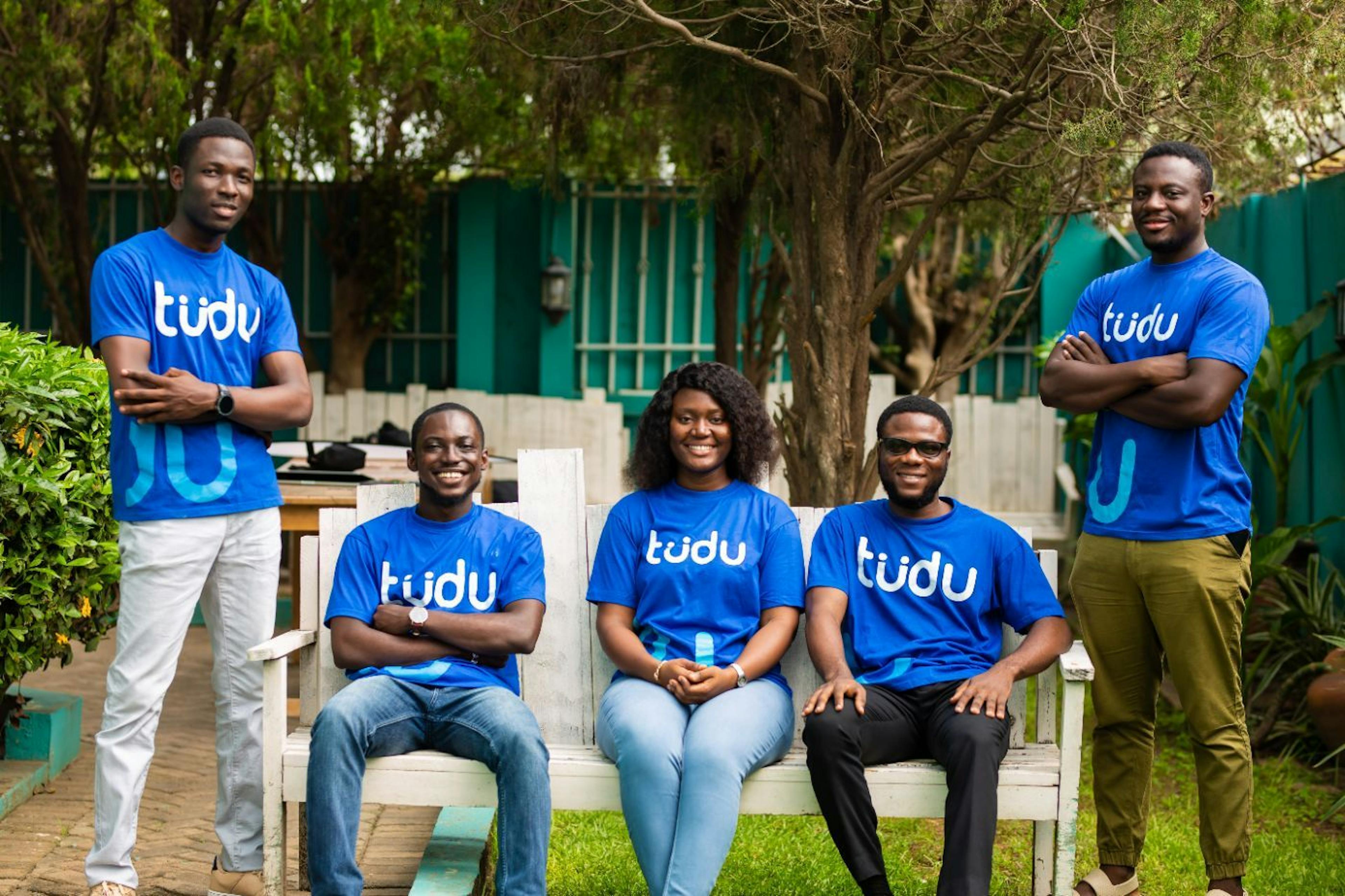 featured image - Cambiando el comercio social en África - Entrevista con el nominado a Startups del año, Tudu