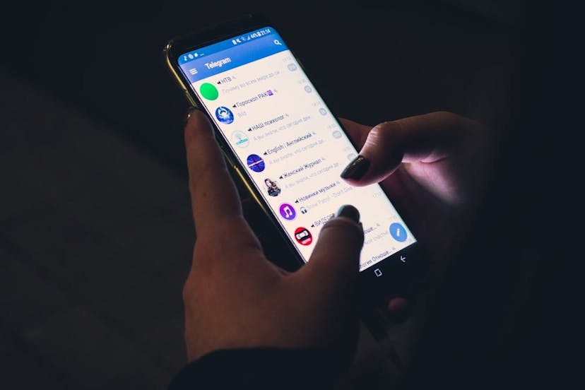 /i-fine-tuned-an-llm-with-my-telegram-chat-history-heres-what-i-learned feature image