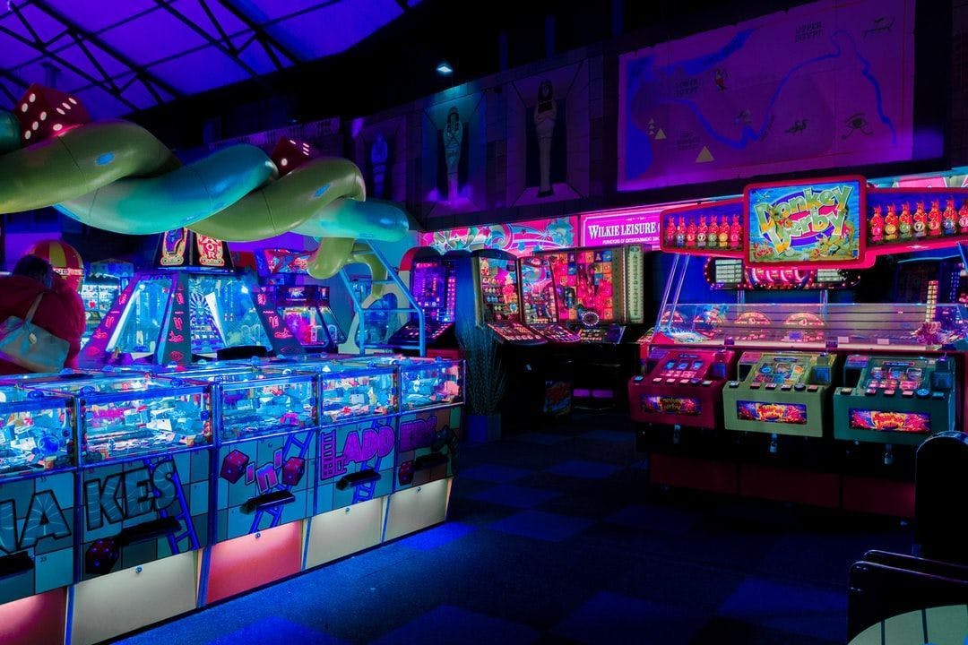 featured image - The Best Original Arcade Games (Slogging Insights)