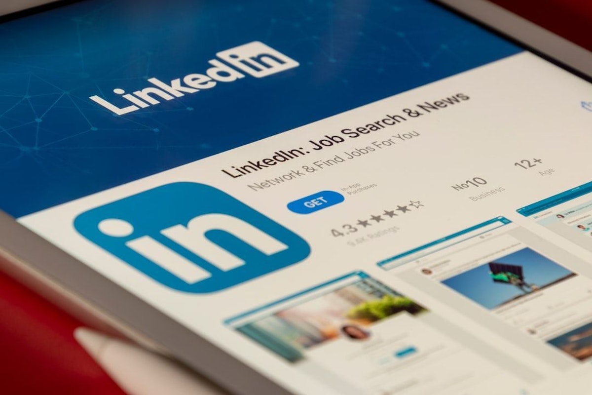 featured image - Beware of Huge Rise in LinkedIn Bogus Boss Scams 
