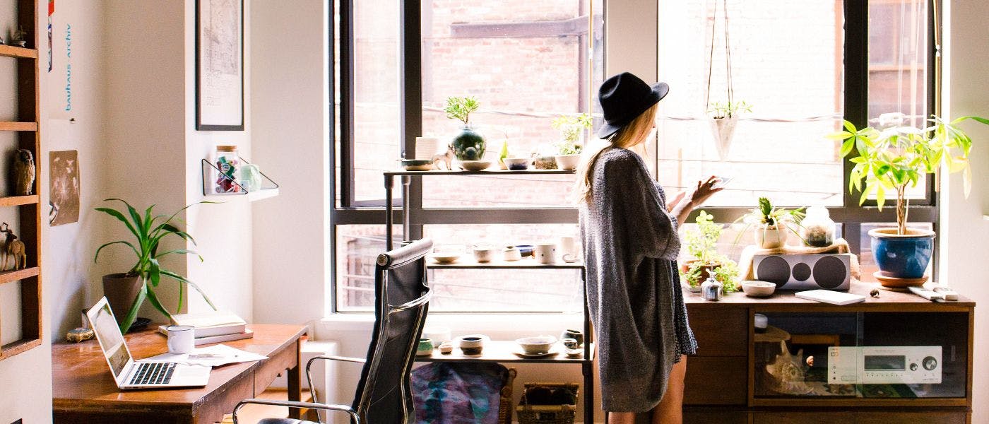 featured image - 5 Mobile Apps to Help You Redecorate Your Home