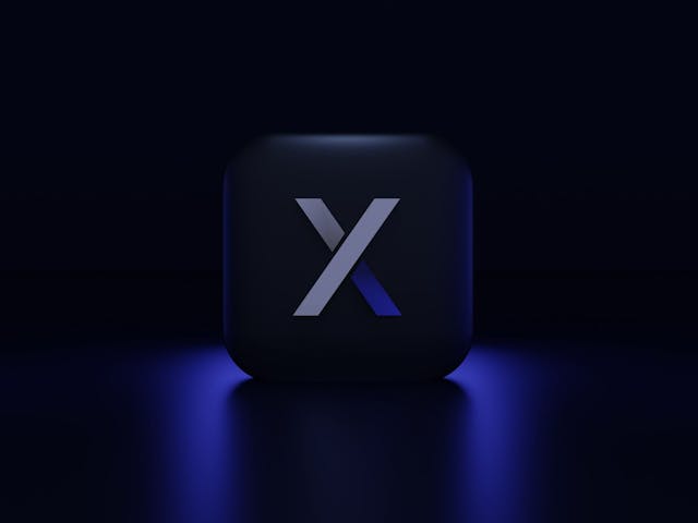 /the-dydx-revolution-navigating-challenges-and-leading-the-decentralized-future feature image