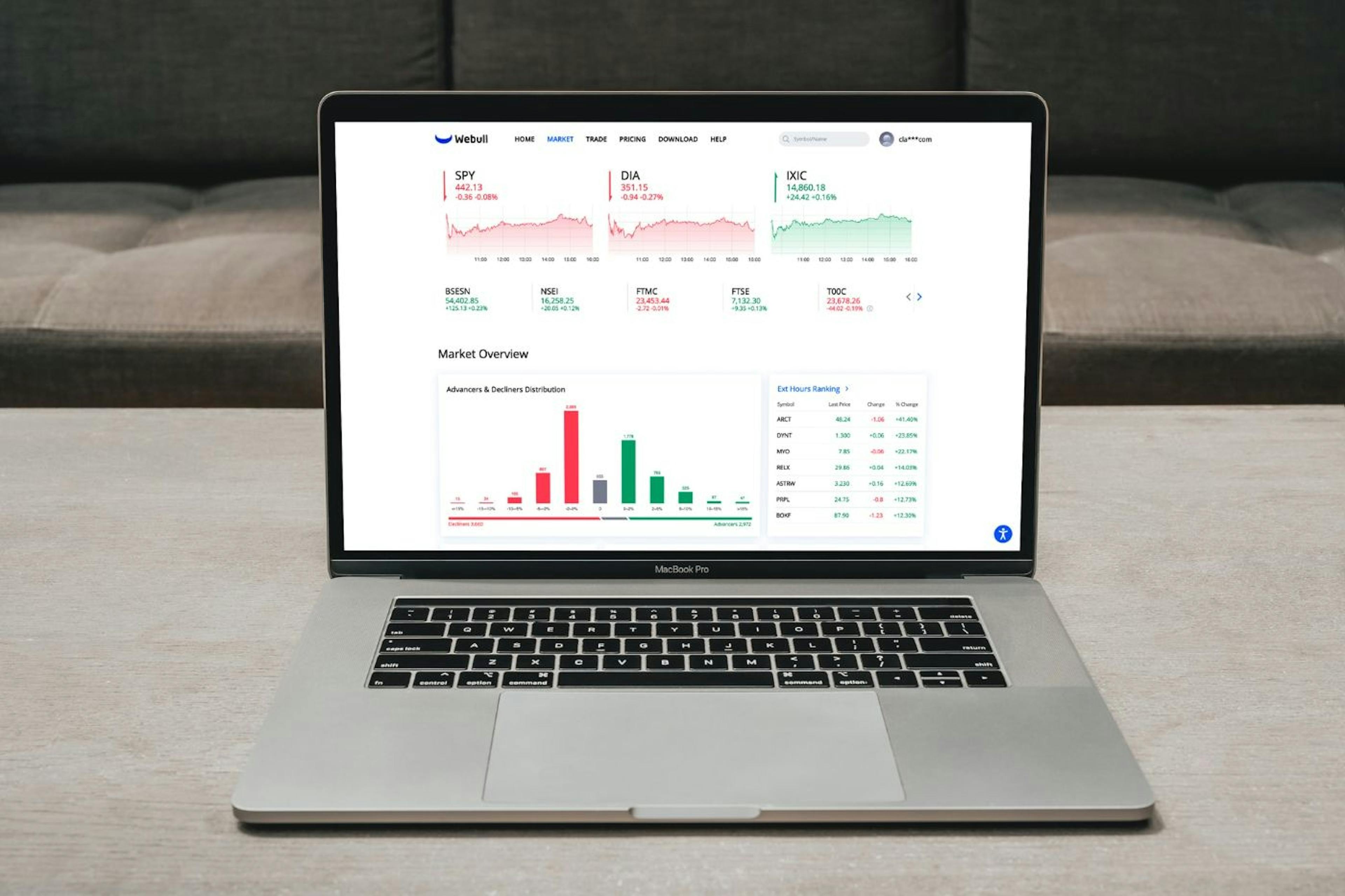 featured image - SubQuery to Provide Indexing and Querying Infrastructure to Developers on Algorand