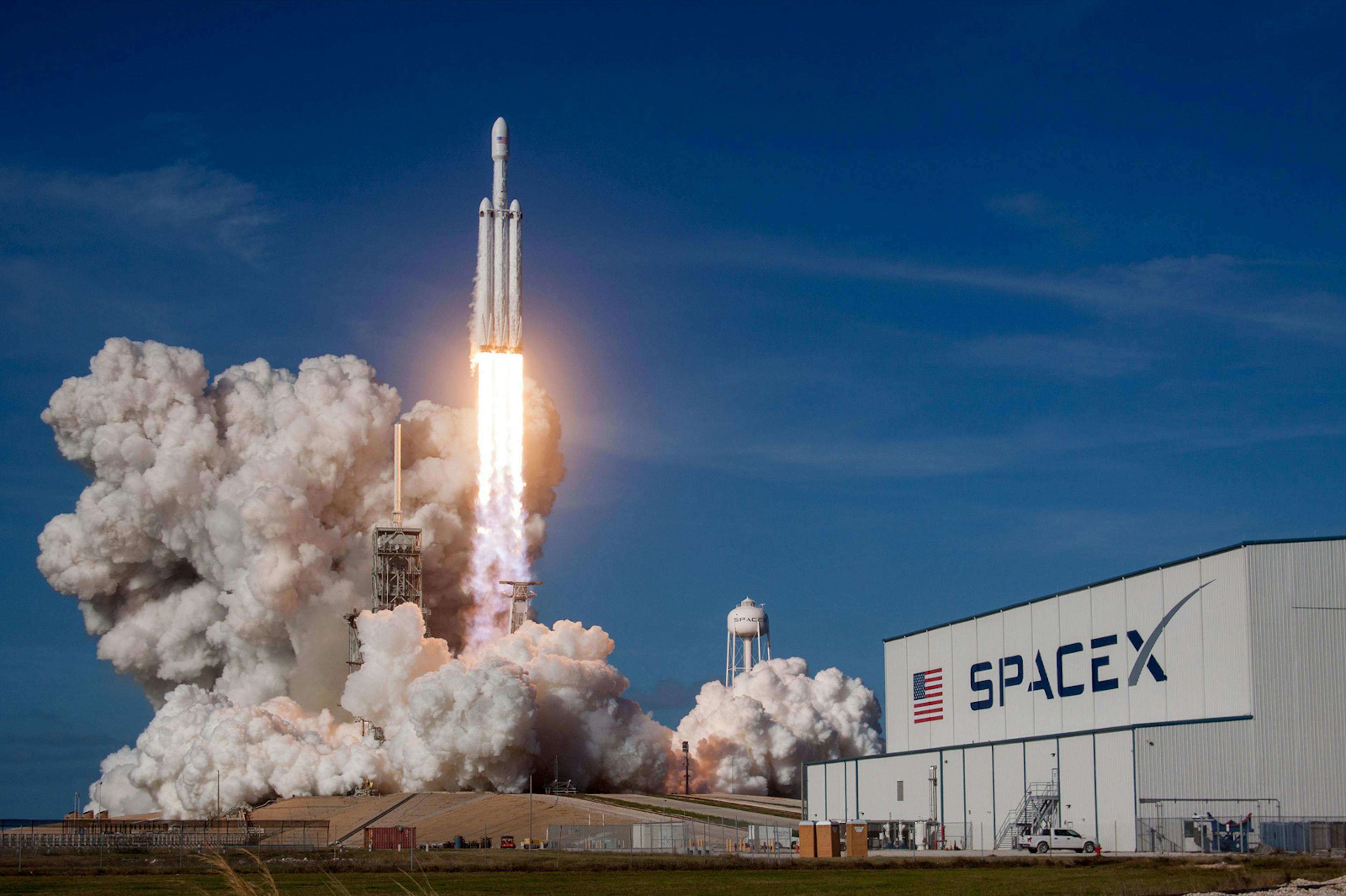 /spacex-goes-public-the-hidden-question-every-tesla-investor-should-ask feature image