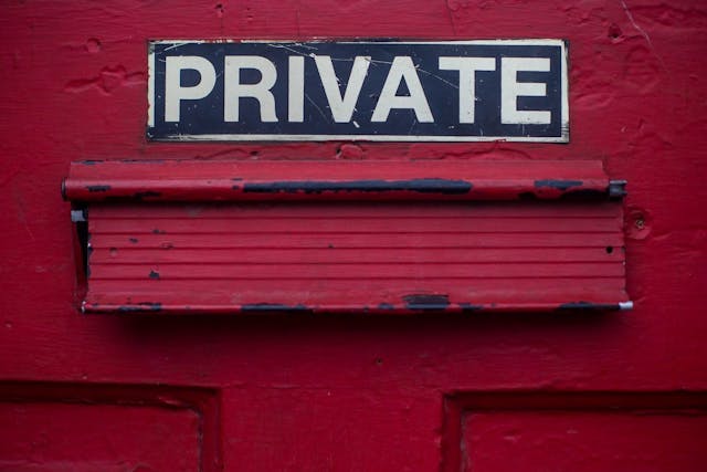 /how-to-create-and-publish-your-first-private-npm-package feature image