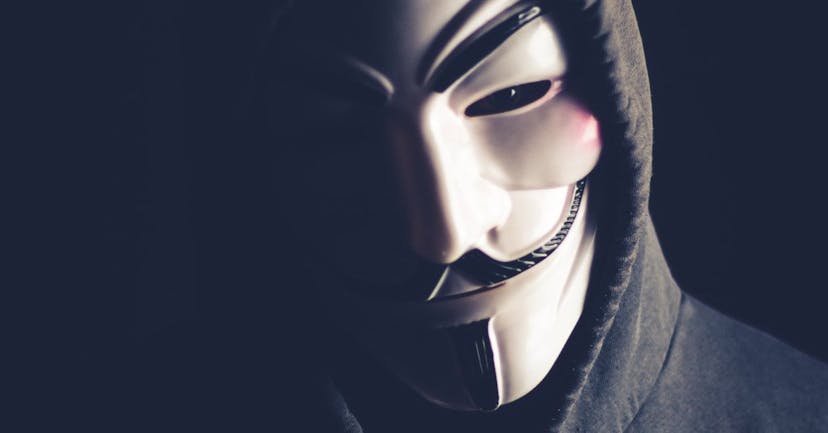 /authentication-and-authorization-in-net-5-how-it-works-nun33v4 feature image