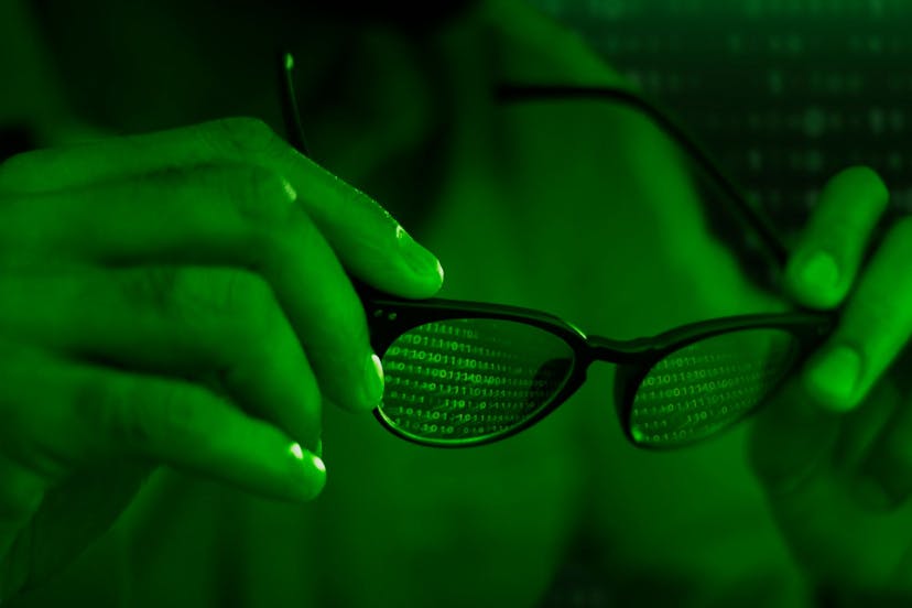 /is-doxxing-yourself-worth-it feature image