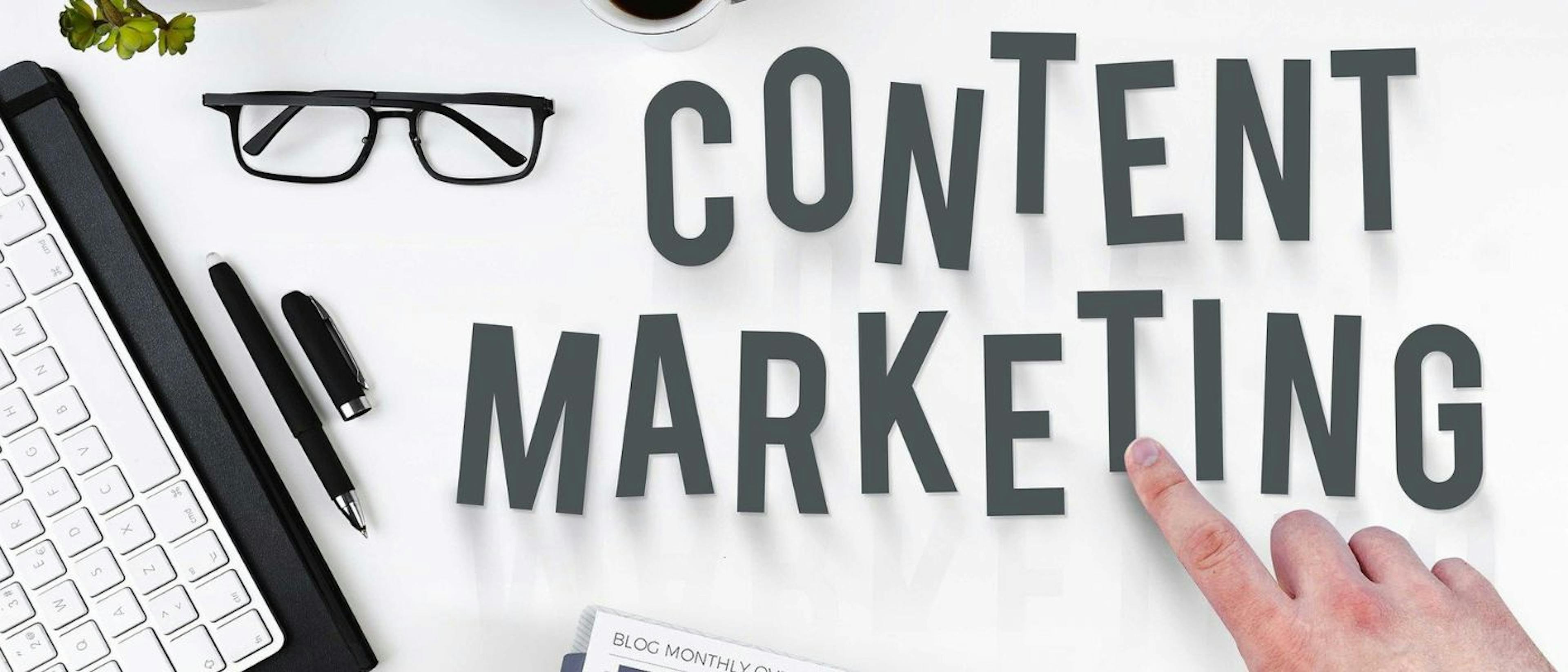 featured image - 10 Must-Follow Tips for B2B SaaS Companies