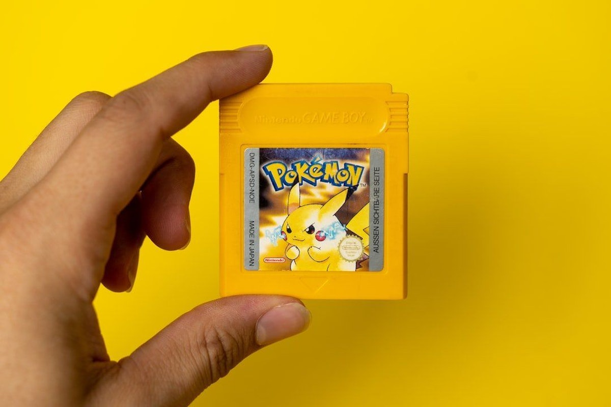 featured image - 10 Best Pokémon Games of All Time Ranked by Sales
