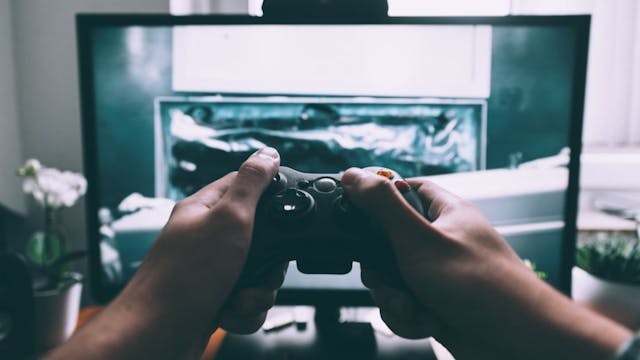 /are-web3-gaming-chains-the-new-digital-consoles feature image